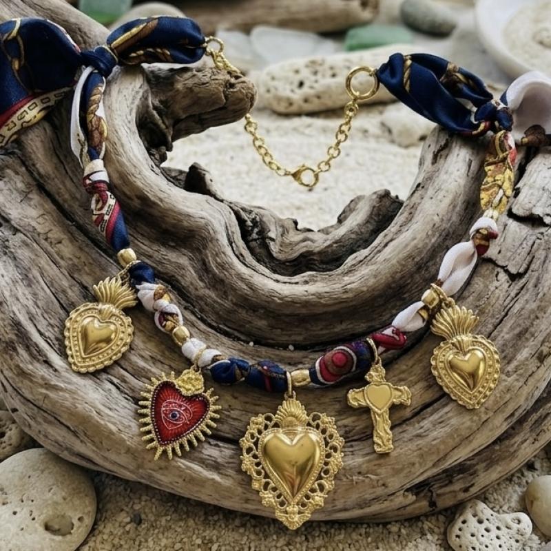 collier renaissance  Collier Fait Main – Cadeau Poétique et Unique pour Noël ou Anniversaire ras de cou