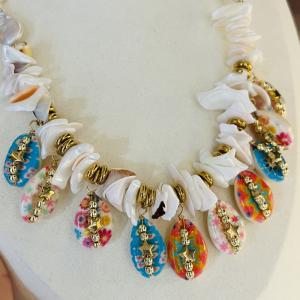 Image collier modèle hawaïen, modèle unique