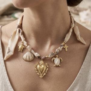 Image Collier tortue nacré ex voto – Cadeau Poétique et Unique pour Noël ou Anniversaire