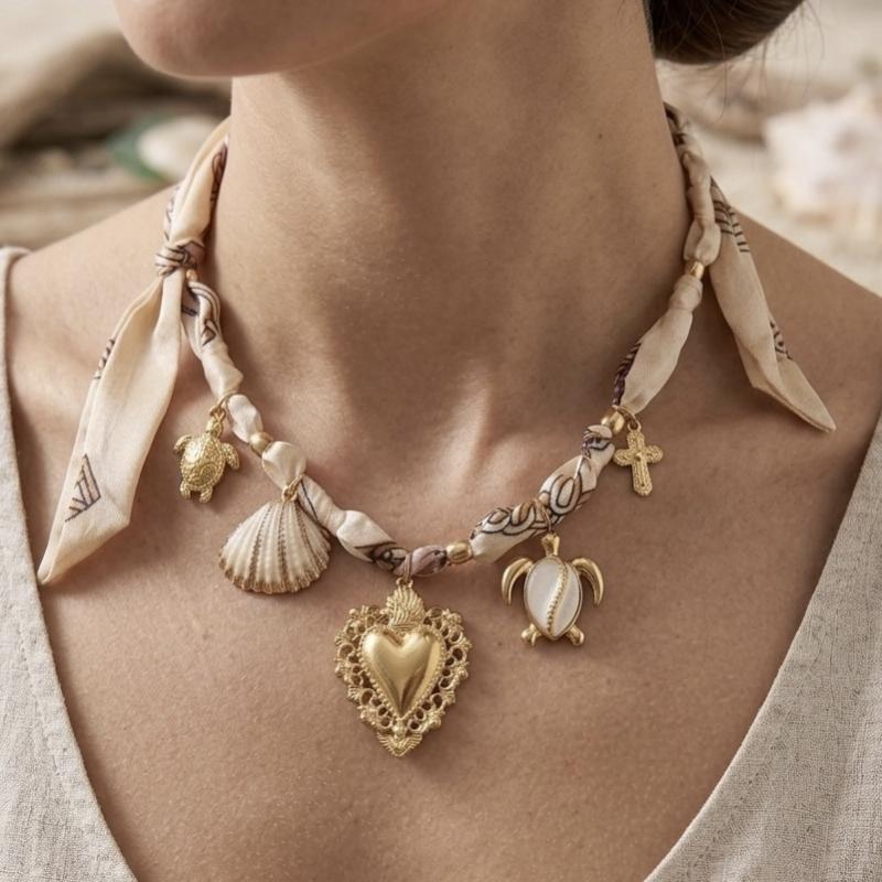 Collier tortue nacré ex voto – Cadeau Poétique et Unique pour Noël ou Anniversaire