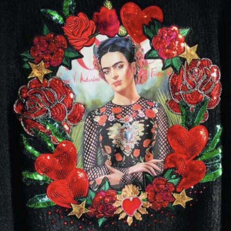 Décor Amor Frida sur cardigan noir