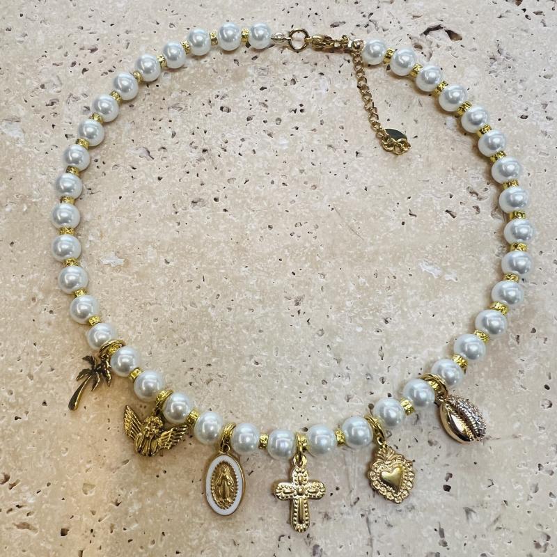 commande personnalisée sainte et collier 