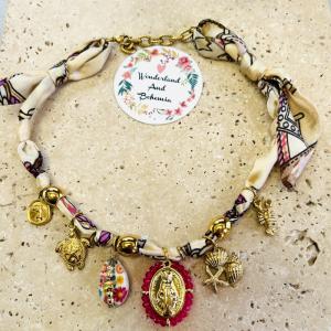 Image Collier madone cori flowers Collier Fait Main – Cadeau Poétique et Unique pour Noël ou Anniversaire