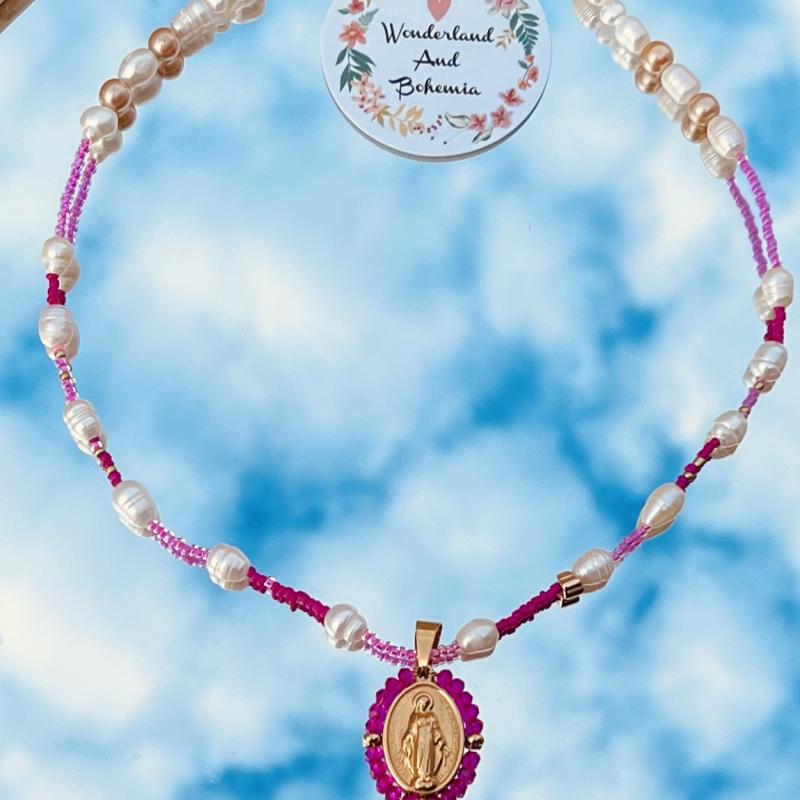 Collier madone  perle eau douce model unique 